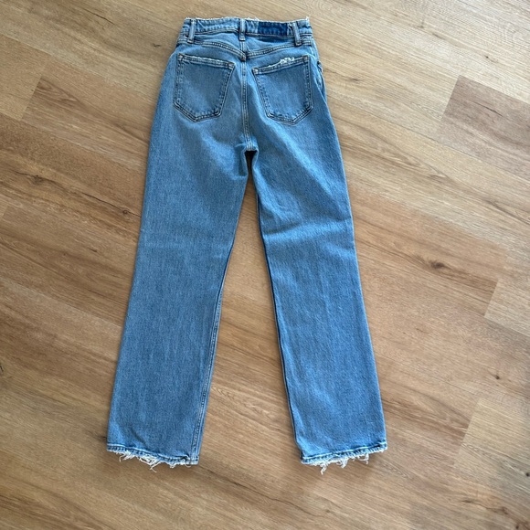 Abercrombie 90s Relaxed High Rise Jeans - Picture 3 of 5
